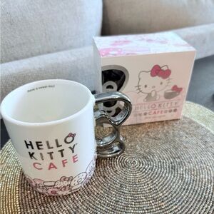 Hello Kitty Cafe mug